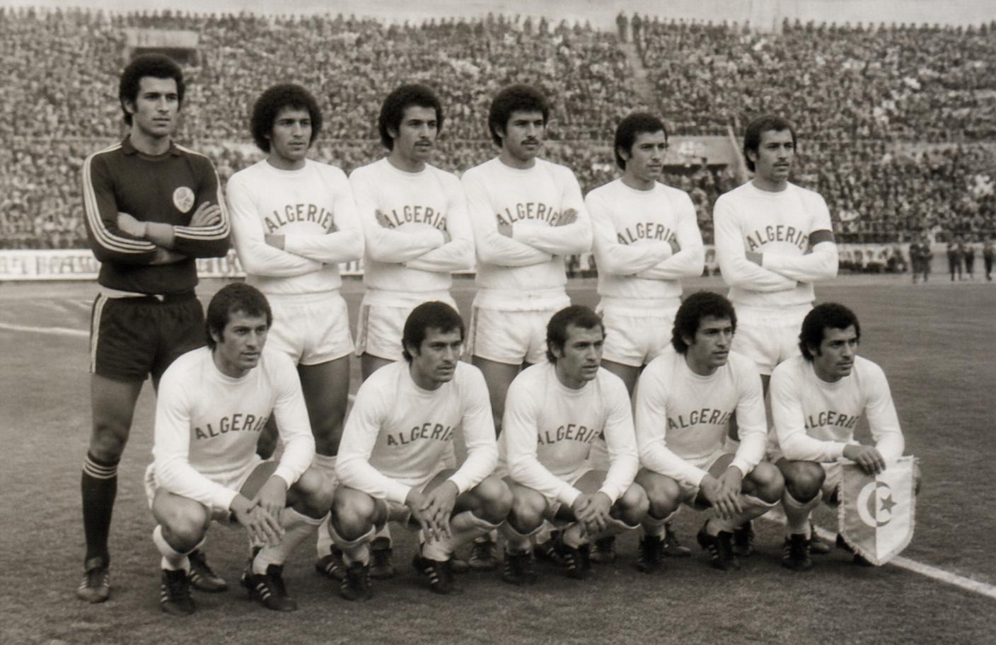 Photographie d'archive d'une sélection algérienne des années 1970